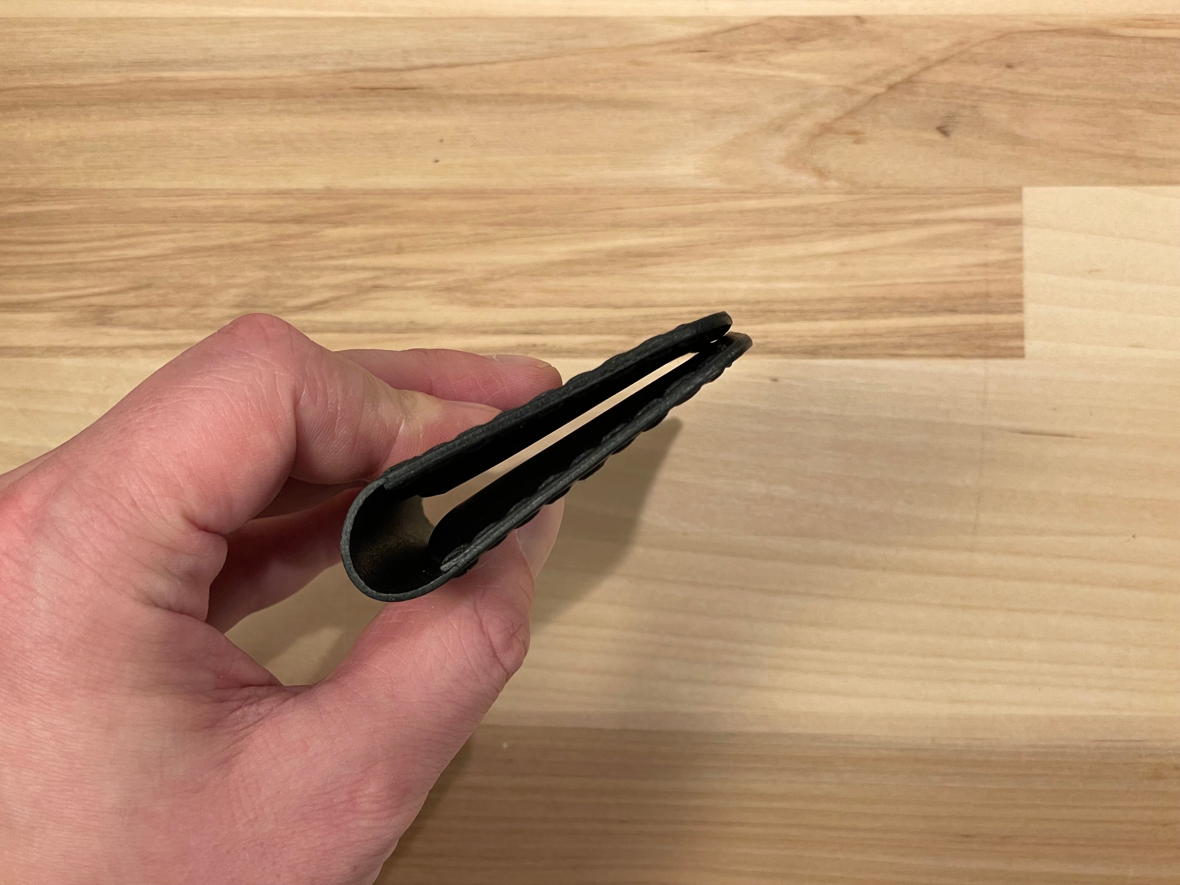 Squan | 2-Slot Bi-fold
